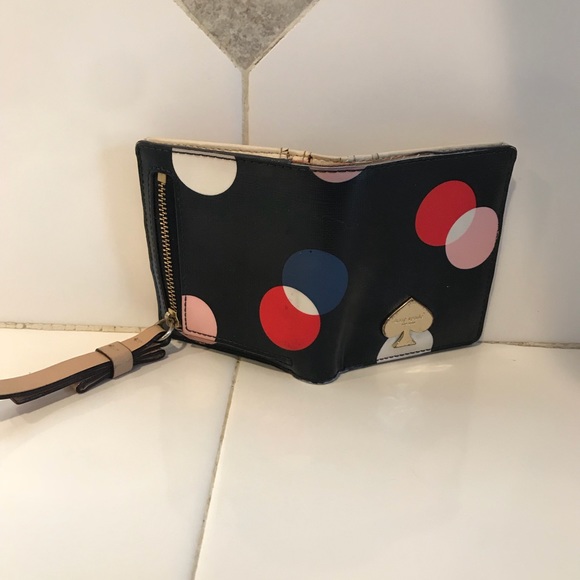 Kate Spade New York Wallet - Picture 2 of 8